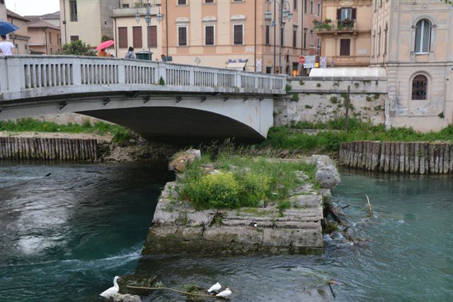 Borgo di Rieti, situazioni di degrado. Foto di Massimo Renzi