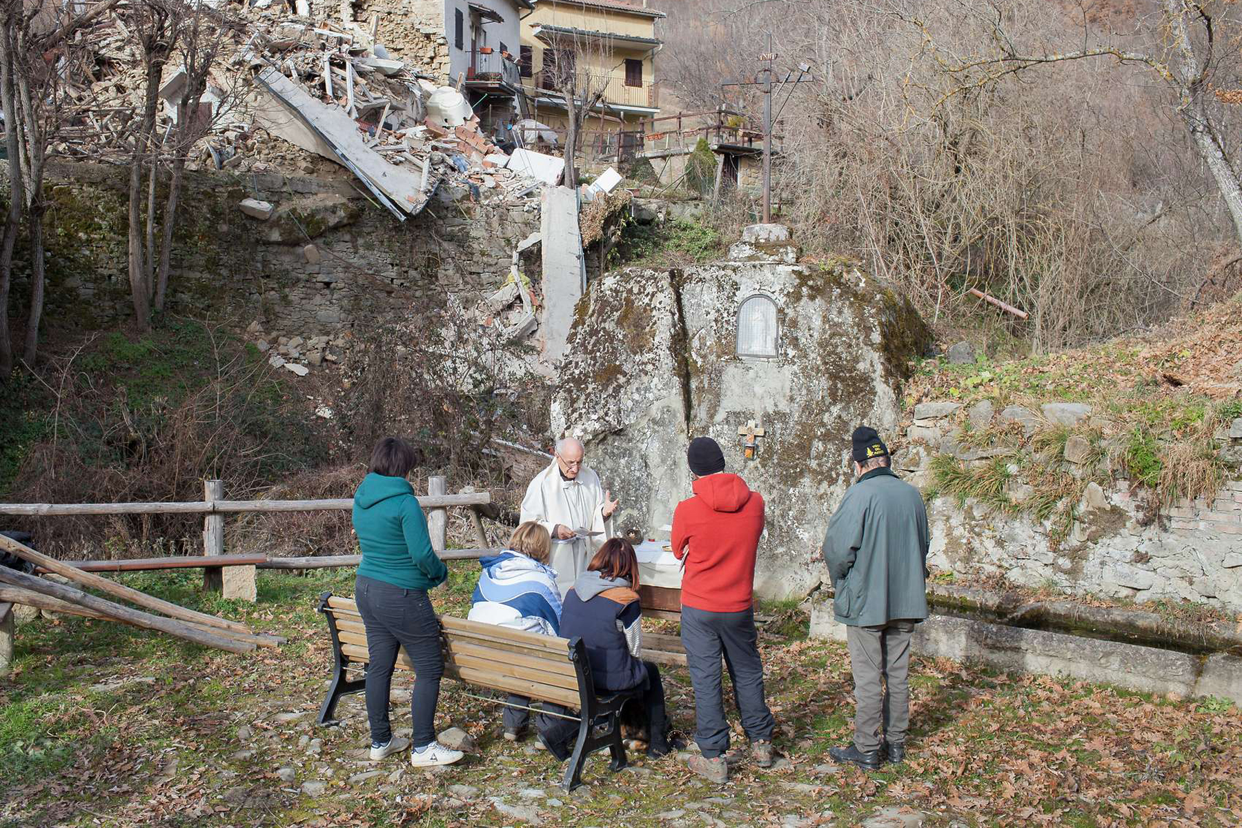 Di semi e di pietre. Viaggio nella rinascita di un territorio